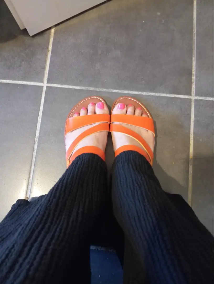 Happy feet customer